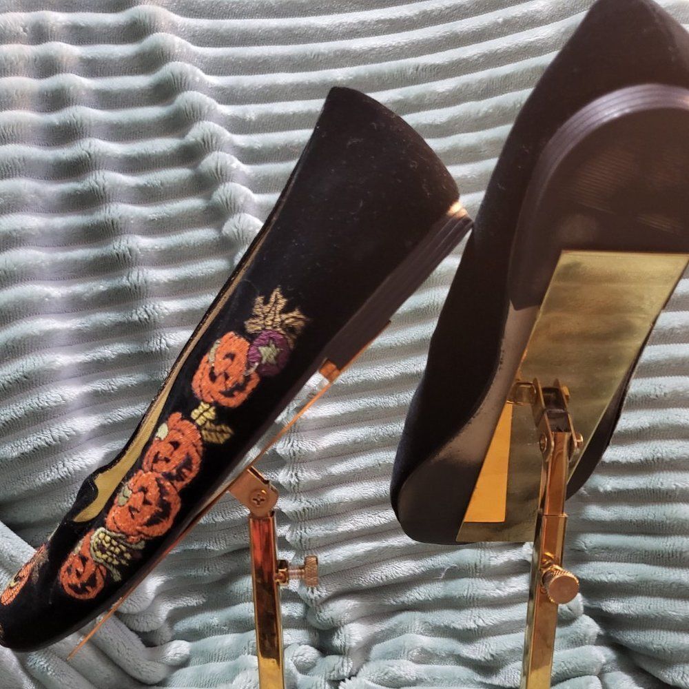 PRITZI Embroidered Jack-O'-Lantern Velvet Flats | Pumpkin Loafers | Women's 7.5 - Picture 5 of 10